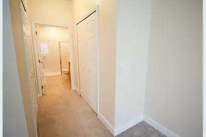 7936 Limestone Lane #7936, Sarasota, FL 34233 - Photo 9