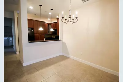 7936 Limestone Lane #7936, Sarasota, FL 34233 - Photo 5