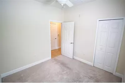 7936 Limestone Lane #7936, Sarasota, FL 34233 - Photo 11