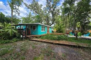 1250 46th St, Sarasota, FL 34234 - Photo 35