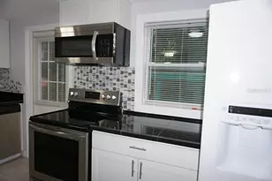 1250 46th St, Sarasota, FL 34234 - Photo 5