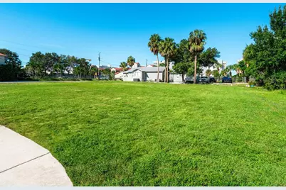 701 Cohen Way, Sarasota, FL 34236 - Photo 7