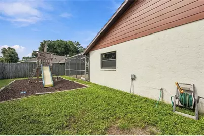 2328 Spring Oaks Circle, Sarasota, FL 34234 - Photo 35