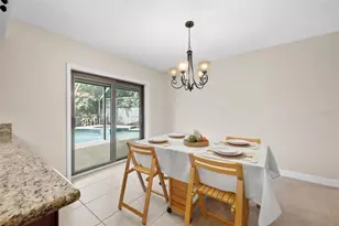 2328 Spring Oaks Cir, Sarasota, FL 34234 - Photo 13