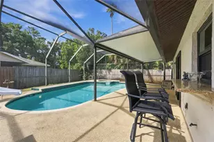 2328 Spring Oaks Cir, Sarasota, FL 34234 - Photo 31