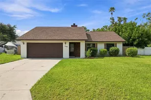 2328 Spring Oaks Cir, Sarasota, FL 34234 - Photo 1