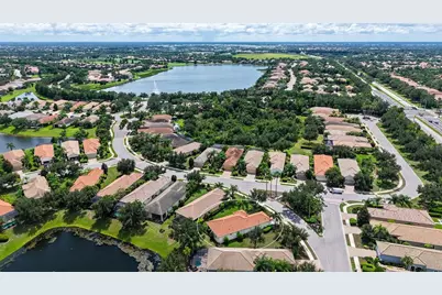 7159 Westhill Court, Lakewood Ranch, FL 34202 - Photo 35