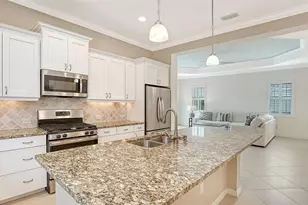 7159 Westhill Ct, Lakewood Ranch, FL 34202 - Photo 17