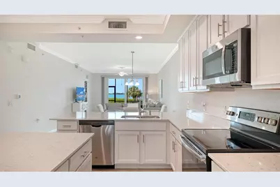 1030 Tidewater Shores Loop #105, Bradenton, FL 34208 - Photo 13