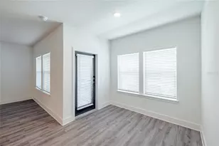 1420 Lakefront Dr, Sarasota, FL 34240 - Photo 17