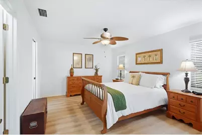 2714 Feiffer Circle, Sarasota, FL 34235 - Photo 19