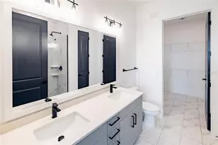 1420 Lakefront Dr, Sarasota, FL 34240 - Photo 21