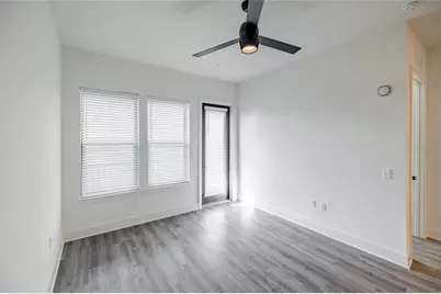 1420 Lakefront Drive #4204, Sarasota, FL 34240 - Photo 11