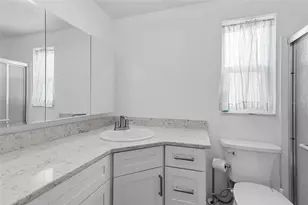 845 Spanish Dr N, Longboat Key, FL 34228 - Photo 29