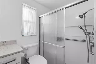845 Spanish Dr N, Longboat Key, FL 34228 - Photo 9