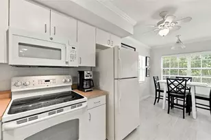 516 Howard Ct, Sarasota, FL 34236 - Photo 13