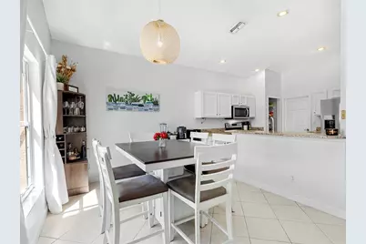 4006 2nd Avenue E, Bradenton, FL 34208 - Photo 9