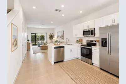 8724 Daybreak Street, Sarasota, FL 34241 - Photo 7