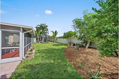 4759 Raintree Street Circle E, Bradenton, FL 34203 - Photo 11