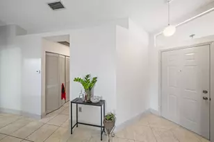 4759 Raintree St Cir E, Bradenton, FL 34203 - Photo 9