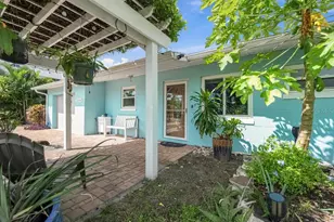 1831 Bayshore Dr, Terra Ceia, FL 34250 - Photo 31