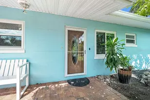 1831 Bayshore Dr, Terra Ceia, FL 34250 - Photo 5