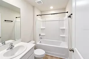 10650 Hidden Banks Gln, Parrish, FL 34219 - Photo 13