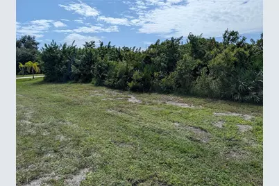 281 Baytree Drive, Rotonda West, FL 33947 - Photo 3