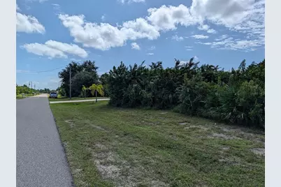 281 Baytree Drive, Rotonda West, FL 33947 - Photo 5