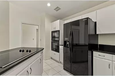 5816 Beaurivage Avenue, Sarasota, FL 34243 - Photo 15