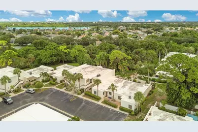 597 Lakeside Drive #205, Bradenton, FL 34210 - Photo 37