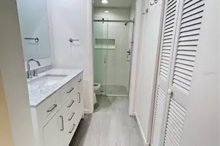 2132 Jo an Dr, Sarasota, FL 34231 - Photo 13