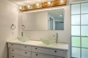 2510 Bispham Rd, Sarasota, FL 34231 - Photo 21