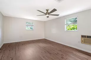 2510 Bispham Rd, Sarasota, FL 34231 - Photo 17