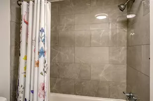 2510 Bispham Rd, Sarasota, FL 34231 - Photo 23
