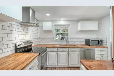 2510 Bispham Road, Sarasota, FL 34231 - Photo 13
