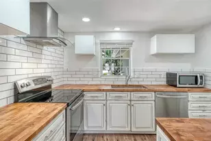 2510 Bispham Rd, Sarasota, FL 34231 - Photo 13
