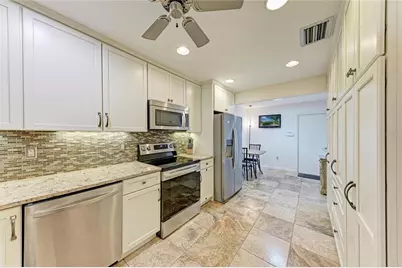 3403 Avenida Madera #B, Bradenton, FL 34210 - Photo 13
