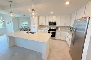 19110 Scallop Loop, Lakewood Ranch, FL 34211 - Photo 5
