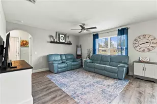 14961 Flowing Gold Dr, Bradenton, FL 34212 - Photo 17