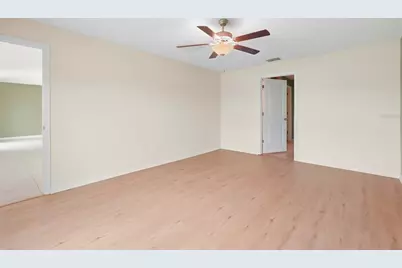 1423 Golden Glow Drive, Ruskin, FL 33570 - Photo 35