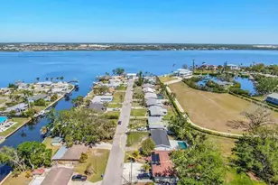 203 22nd St NE, Bradenton, FL 34208 - Photo 21