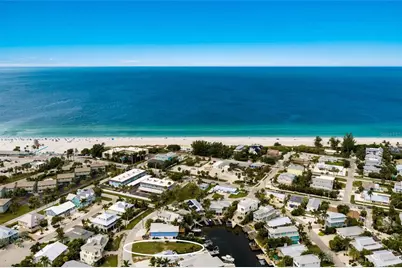214 S Harbor Drive, Holmes Beach, FL 34217 - Photo 1