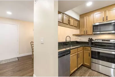 3231 Beneva Road #101, Sarasota, FL 34232 - Photo 9