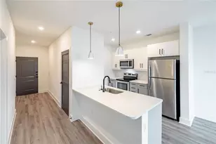 1420 Lakefront Dr, Sarasota, FL 34240 - Photo 3