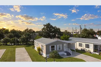 6904 Cortez Road W #10, Bradenton, FL 34210 - Photo 3