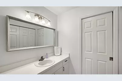 5469 Fair Oaks Street #5C, Bradenton, FL 34203 - Photo 19