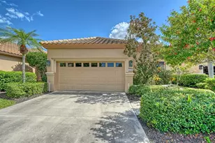 4060 Jardin Ln, Sarasota, FL 34238 - Photo 3