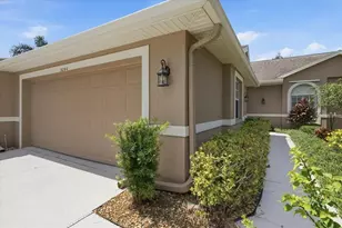 5294 Mahogany Run Ave, Sarasota, FL 34241 - Photo 3