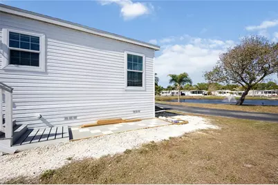 2 S Botany Bay Circle, Englewood, FL 34223 - Photo 13
